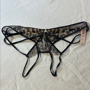 Sexy crotchless Leopard Print Strappy Lingerie